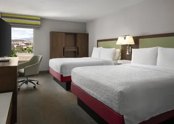 Hampton Inn St George hotel thumbnail 5