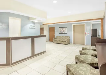 Microtel Inn & Suites by Wyndham San Angelo hotel thumbnail 2