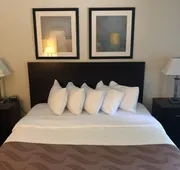 Days Inn by Wyndham Penn State hotel detail image 3