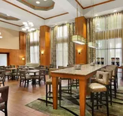 Hampton Inn & Suites Manchester-Bedford hotel detail image 3