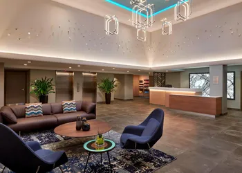 Fairfield by Marriott Montreal Downtown hotel thumbnail 2