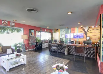 Caliente Tropics Hotel hotel thumbnail 2
