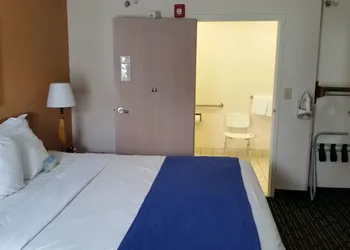 Days Inn by Wyndham Chattanooga/Hamilton Place hotel thumbnail 4
