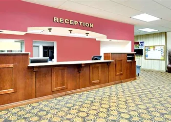 Norwood Inn and Suites Worthington hotel thumbnail 2