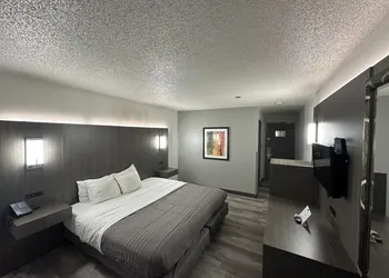 Magnuson Hotel Fort Wayne North – Coliseum hotel thumbnail 4