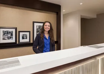 Hampton Inn & Suites Rosemont Chicago O'Hare hotel thumbnail 2