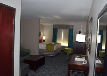Best Western Plus Hardeeville Inn & Suites hotel thumbnail 5
