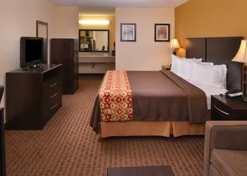 Americas Best Value Inn Tupelo Barnes Crossing hotel thumbnail 6