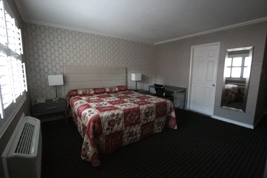 Alpha Inn & Suites hotel detail image 6