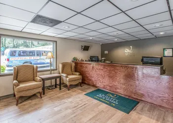 Quality Inn & Suites Gatlinburg North hotel thumbnail 5