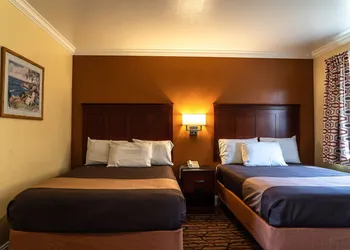 Seaside Inn hotel thumbnail 2