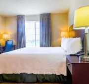Evansville Inn & Suites By OYO hotel detail image 5