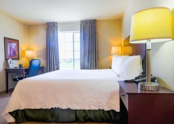 Evansville Inn & Suites By OYO hotel thumbnail 5