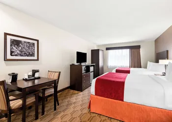 Best Western Palmyra Inn & Suites hotel thumbnail 8