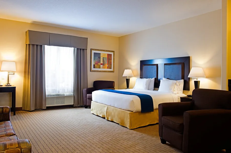 Holiday Inn Express & Suites Regina-South by IHG hotel detail image 2