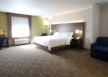 Holiday Inn Express & Suites Regina-South by IHG hotel thumbnail 4