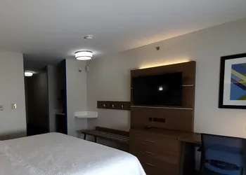 Holiday Inn Express & Suites Regina-South by IHG hotel thumbnail 7
