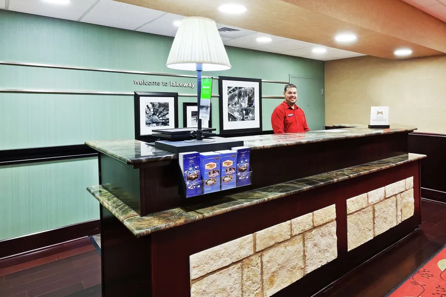 Hampton Inn & Suites Austin - Lakeway hotel detail image 2