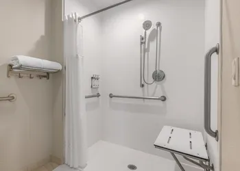 Holiday Inn Express San Diego South - National City by IHG hotel thumbnail 6