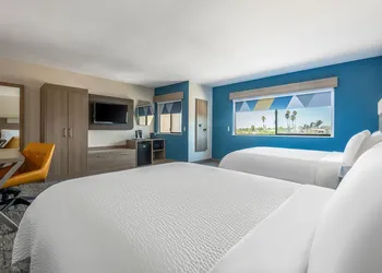 Holiday Inn Express San Diego South - National City by IHG hotel thumbnail 7