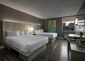 Oasis at Gold Spike hotel thumbnail 3