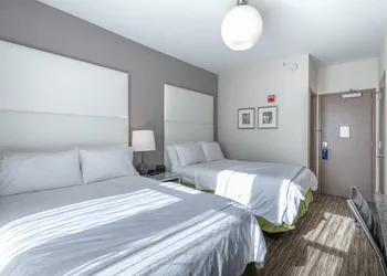 Holiday Inn Express Chicago - Magnificent Mile by IHG hotel thumbnail 5