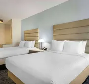 Best Western Plus Universal Inn hotel detail image 5