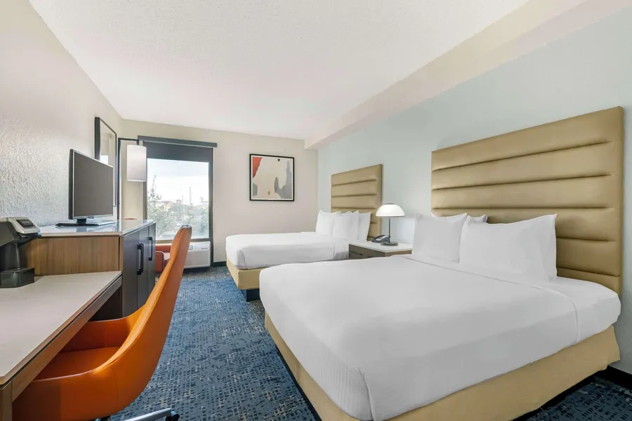 Best Western Plus Universal Inn hotel detail image 6