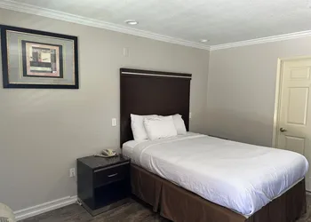 Rodeway Inn National City San Diego South hotel thumbnail 7