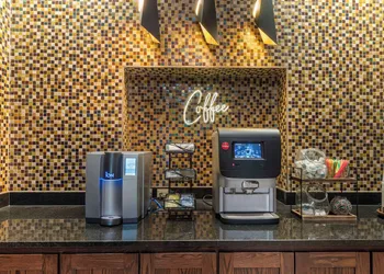 Best Western Plus Ramkota Hotel hotel thumbnail 5