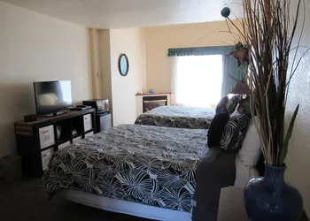 Gualala Country Inn hotel thumbnail 2