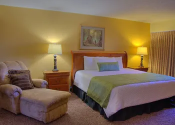 Fairmont Hot Springs Resort hotel thumbnail 3