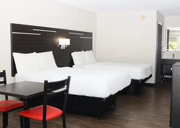 Paragon Inn Hillsboro hotel thumbnail 4