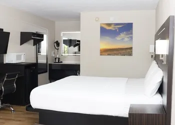 Paragon Inn Hillsboro hotel thumbnail 7