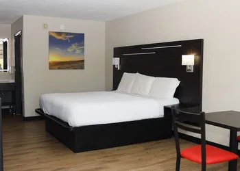 Paragon Inn Hillsboro hotel thumbnail 8