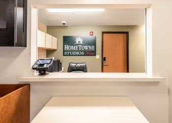HomeTowne Studios by Red Roof Columbus hotel thumbnail 4