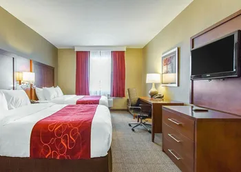 Comfort Suites hotel thumbnail 7