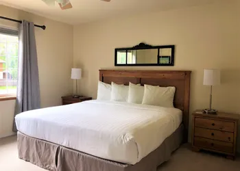 Blue Elk Inn hotel thumbnail 5