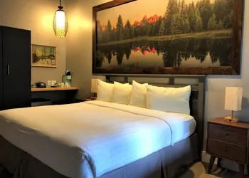 Blue Elk Inn hotel thumbnail 7