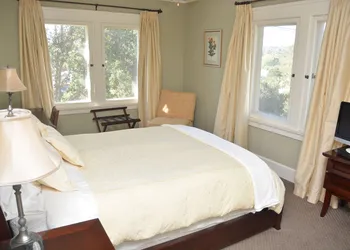 Arroyo Vista Inn hotel thumbnail 6