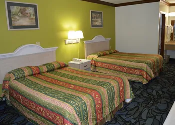 Economy Inn - Akron hotel thumbnail 7