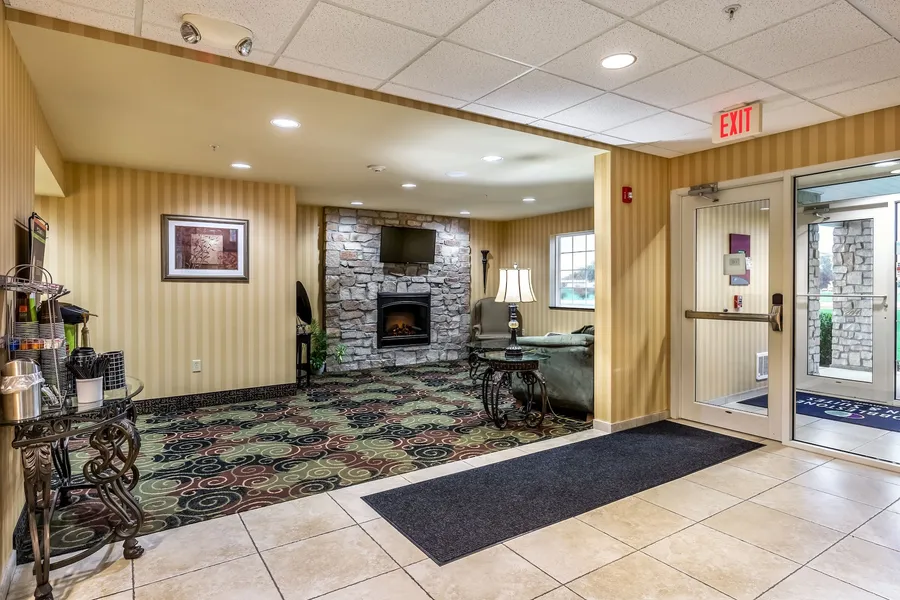 Cobblestone Inn & Suites - Vinton hotel detail image 2