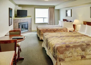 Nova Inn Peace River hotel thumbnail 3