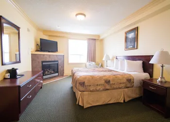 Nova Inn Peace River hotel thumbnail 5