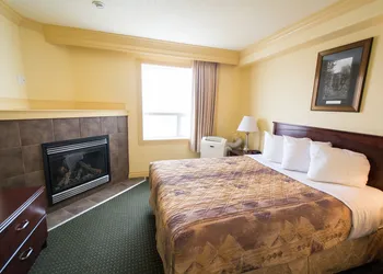 Nova Inn Peace River hotel thumbnail 8