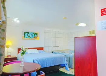 Bay Motel By OYO Bay City hotel thumbnail 5