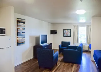 Stay Plus Extended Stay Suites hotel thumbnail 3