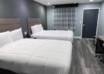 Surf City Inn and Suites hotel thumbnail 7