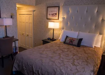 Fitger's Inn hotel thumbnail 6