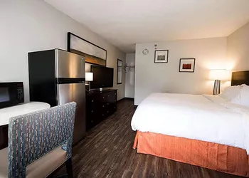 Baymont Inn and Suites by Wyndham Columbus / Near OSU hotel thumbnail 8
